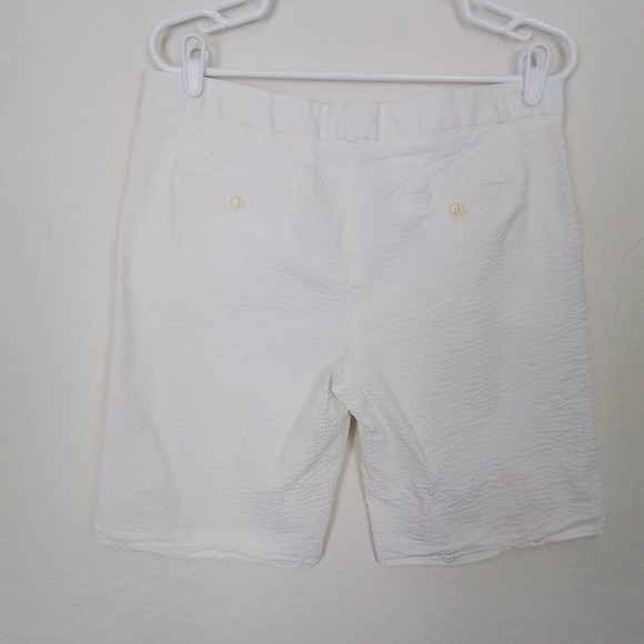 Banana Republic Women's‎ White Seersucker Bermuda Shorts Size 12 Cotton Textured - Picture 4 of 10